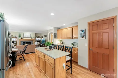 29315 204th Place SE Kent WA 98042