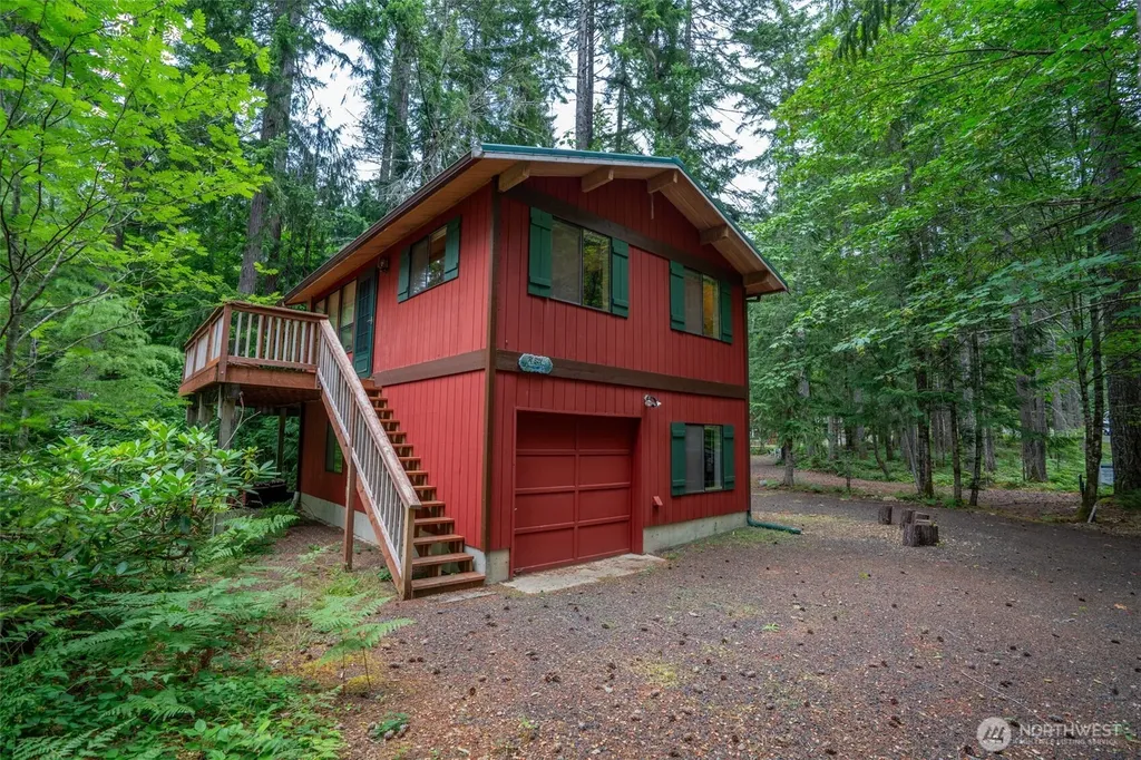 321 N Wynoochee Drive Hoodsport WA 98548
