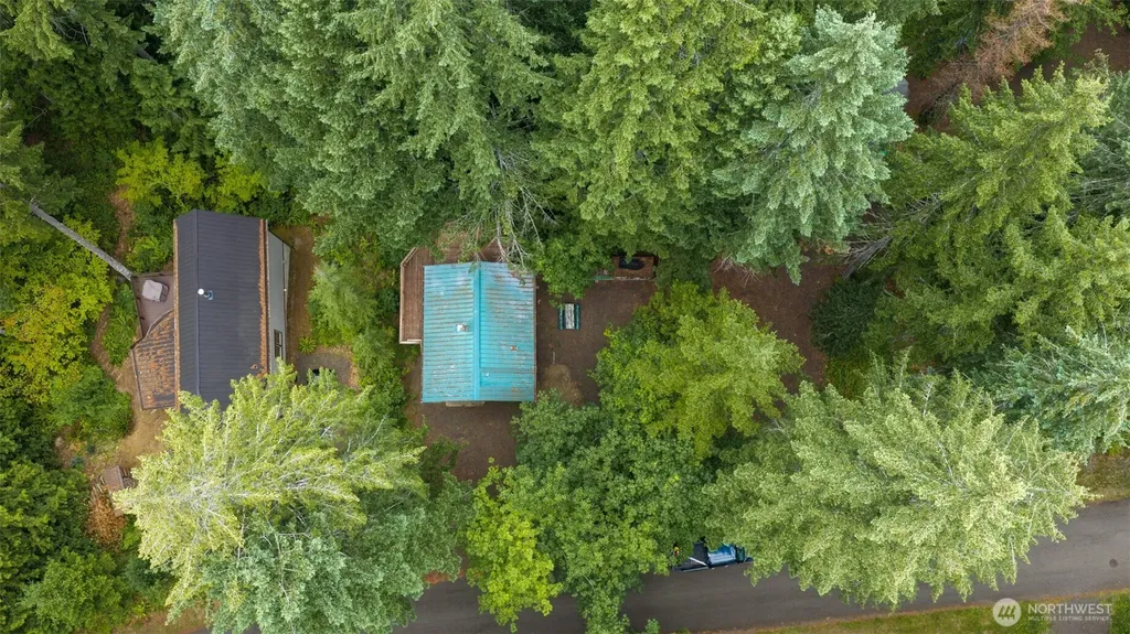 321 N Wynoochee Drive Hoodsport WA 98548