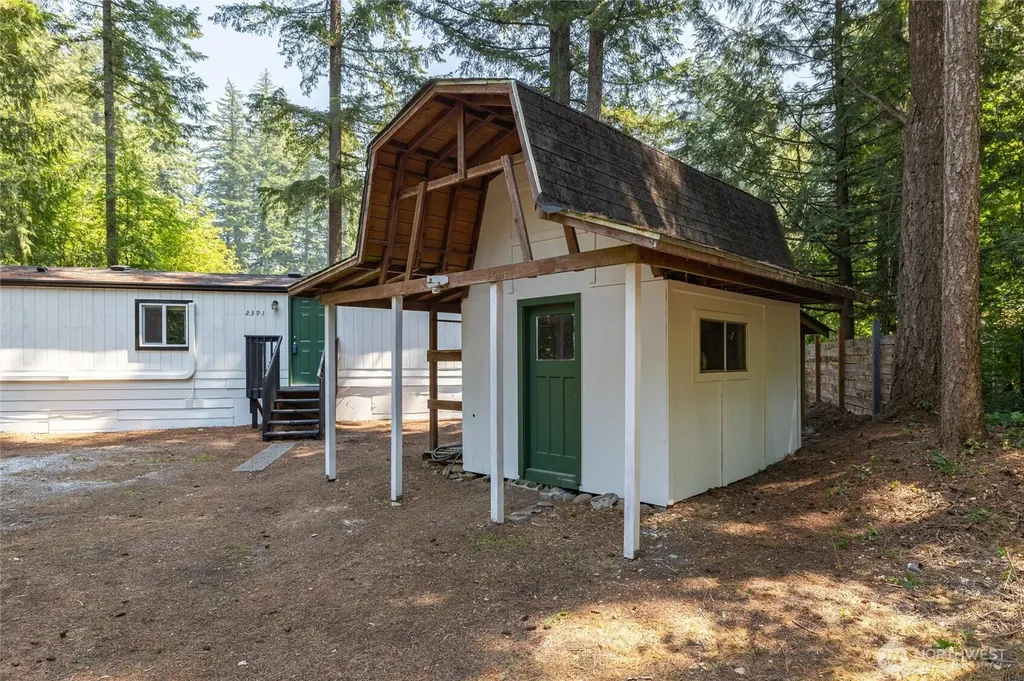 2391 Blackbird Valley Lane Maple Falls WA 98266