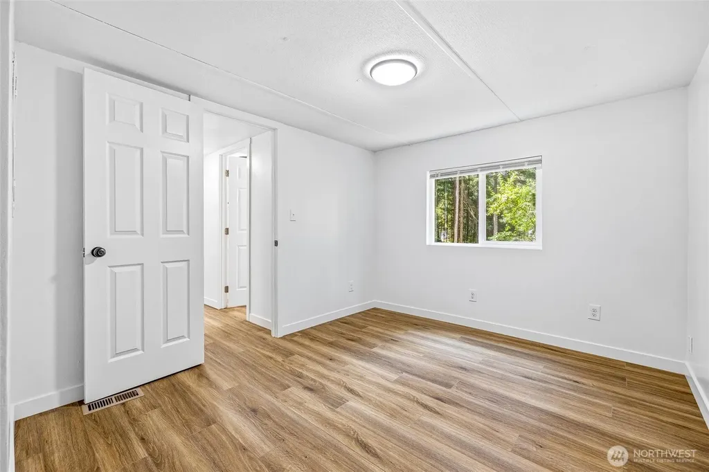 2391 Blackbird Valley Lane Maple Falls WA 98266