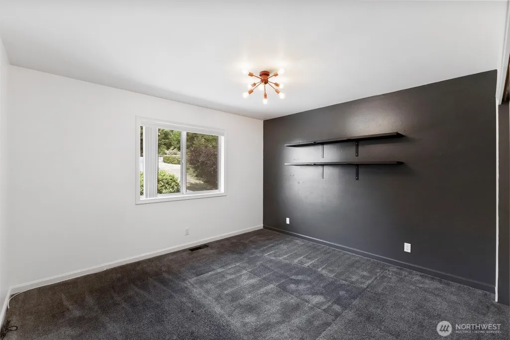 4353 Gooding Avenue Bellingham WA 98226