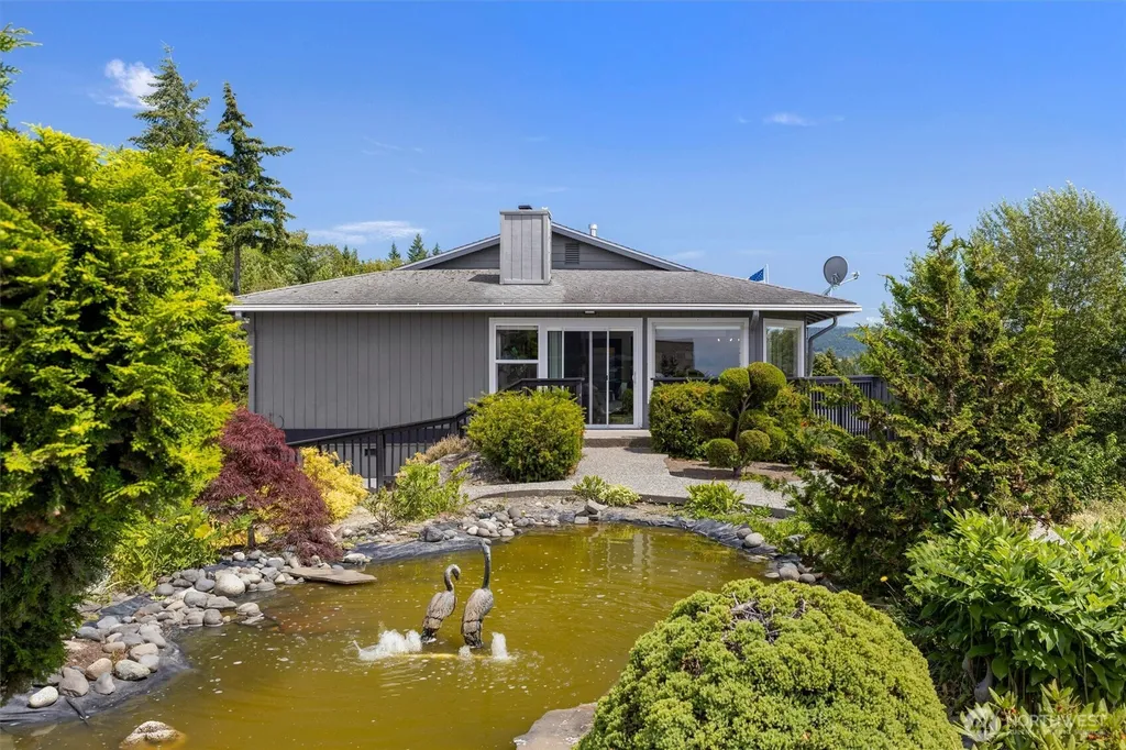 4353 Gooding Avenue Bellingham WA 98226