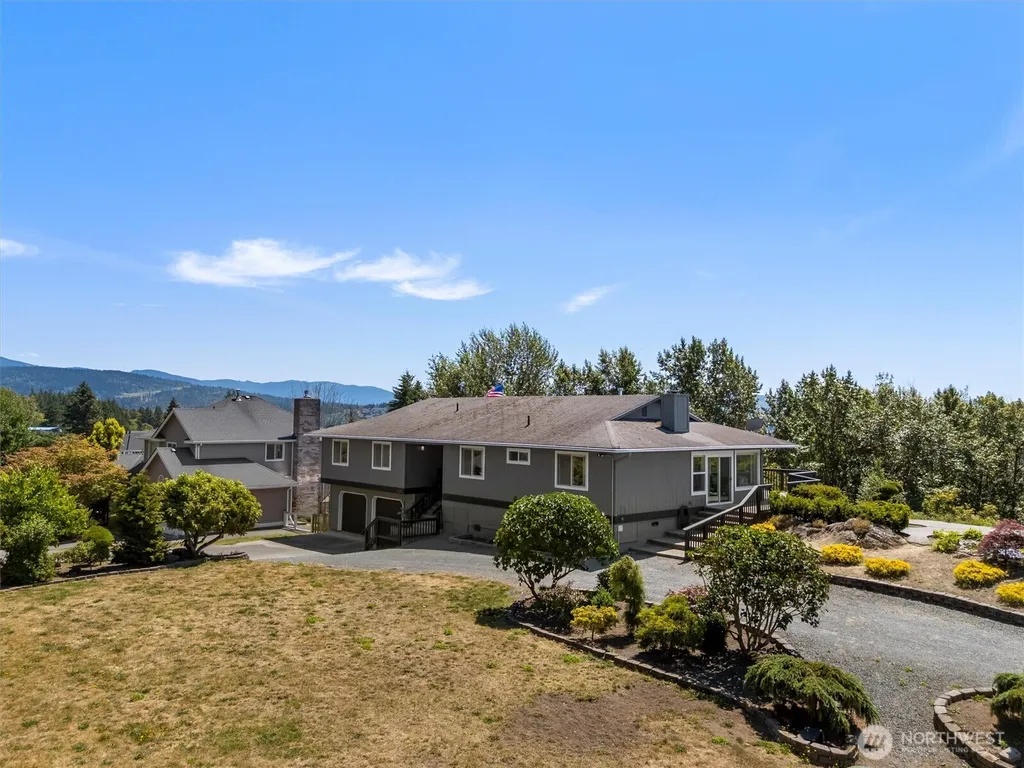4353 Gooding Avenue Bellingham WA 98226