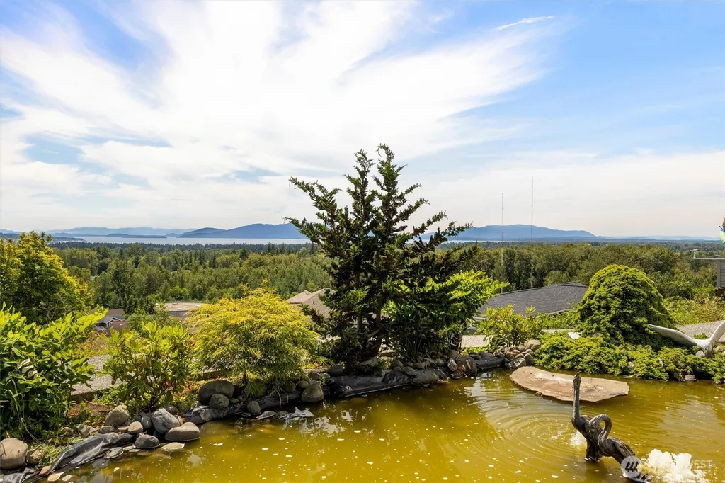 4353 Gooding Avenue Bellingham WA 98226