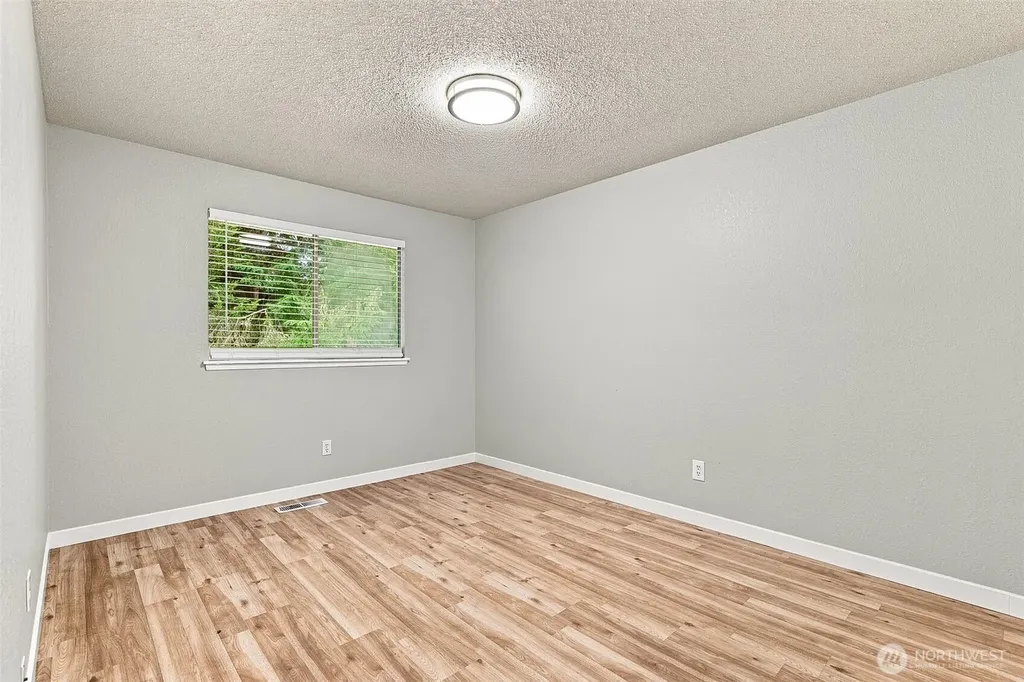 1921 SW 307th Street Federal Way WA 98023