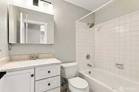 1921 SW 307th Street Federal Way WA 98023
