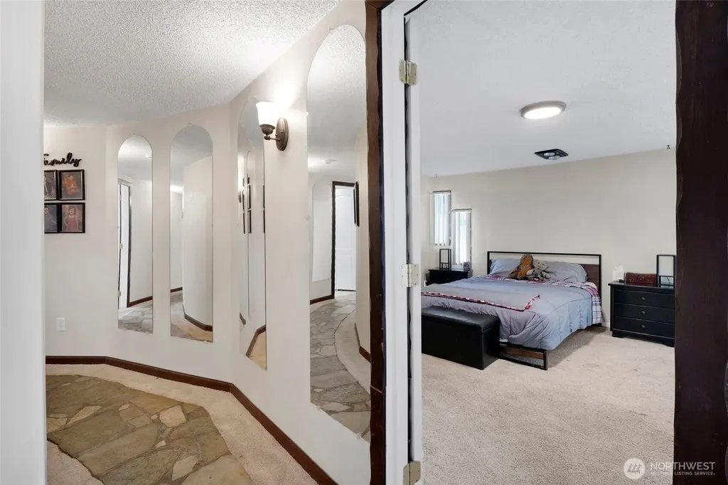 813 S Sycamore Moses Lake WA 98837