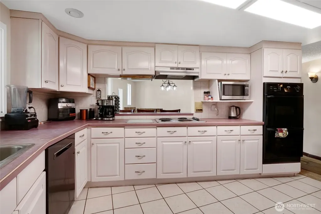 813 S Sycamore Moses Lake WA 98837