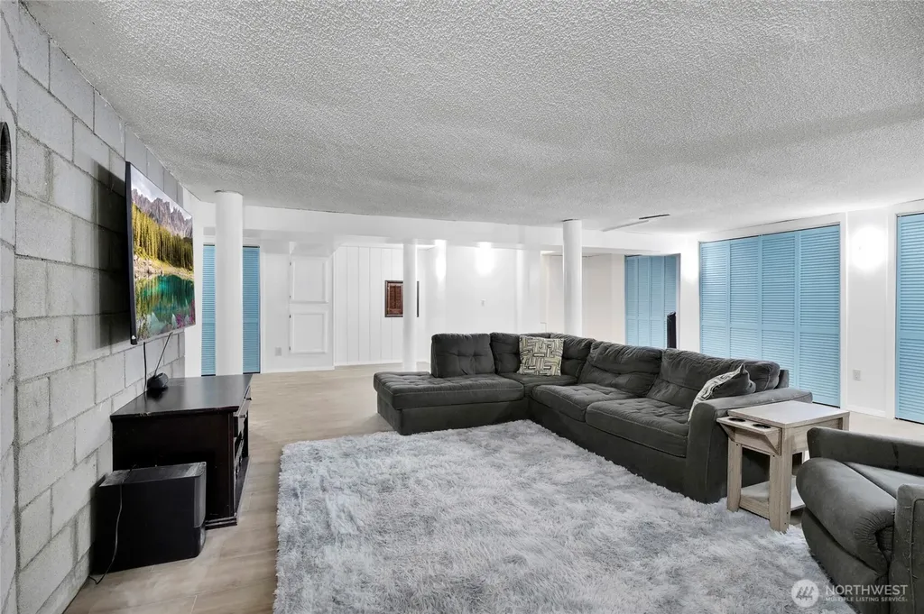 813 S Sycamore Moses Lake WA 98837