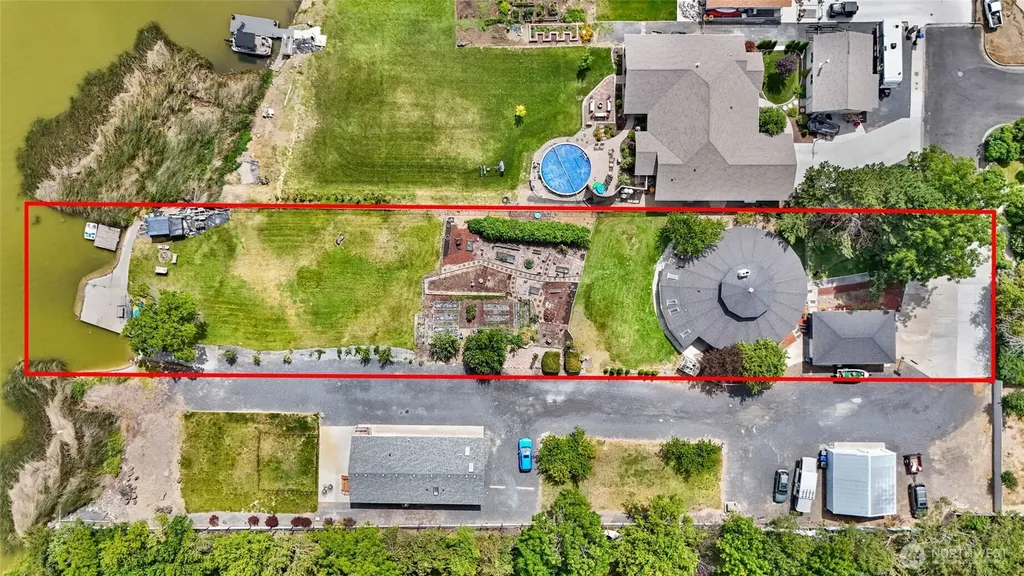 813 S Sycamore Moses Lake WA 98837
