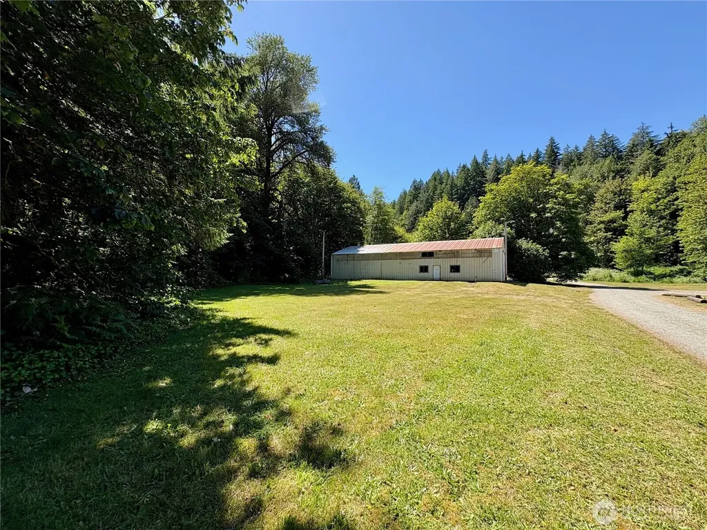 23501 Us Highway 101 Hoodsport WA 98548