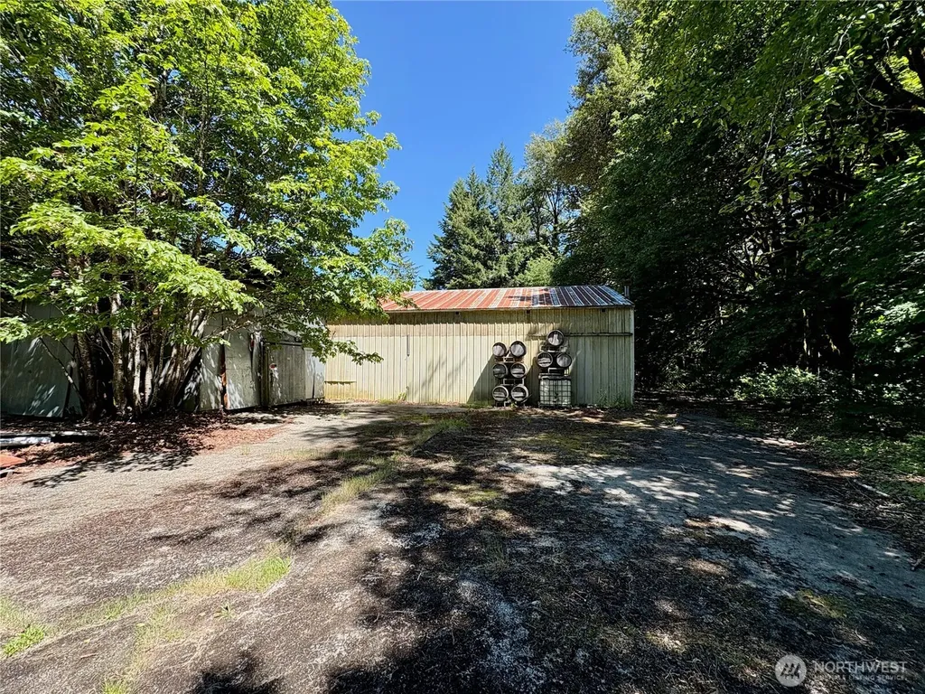23501 Us Highway 101 Hoodsport WA 98548