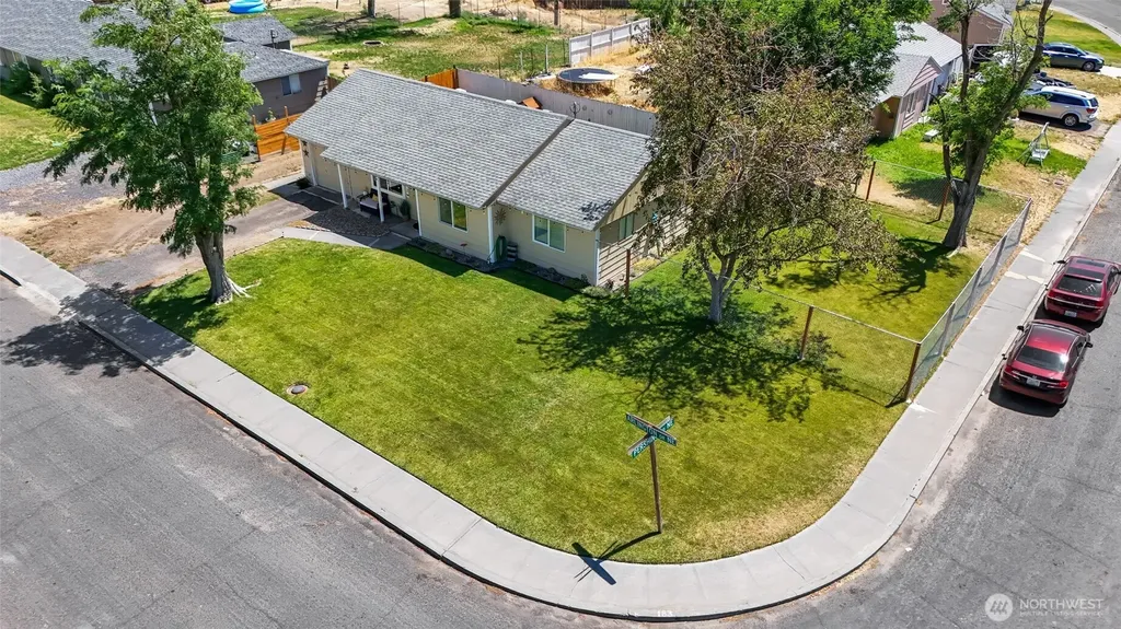 1232 Arlington Drive Moses Lake WA 98837