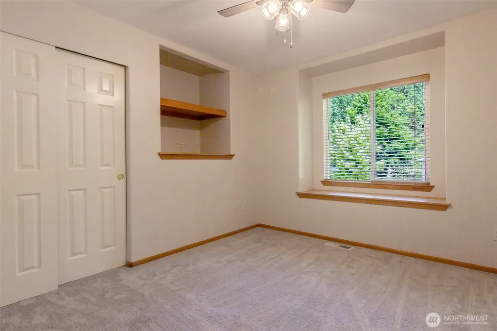 11 River Ridge Loop Bellingham WA 98229