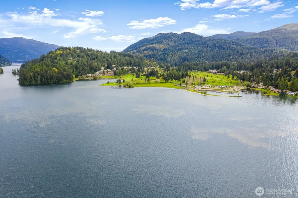11 River Ridge Loop Bellingham WA 98229