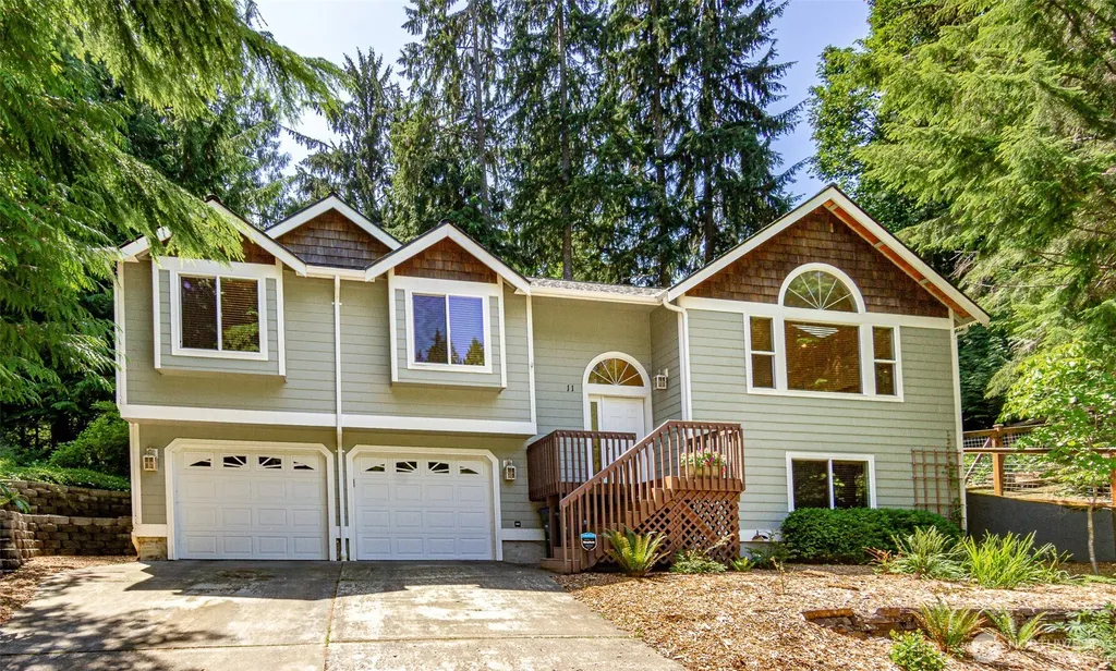 11 River Ridge Loop Bellingham WA 98229