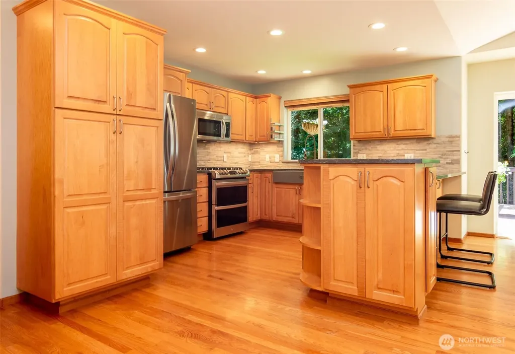 11 River Ridge Loop Bellingham WA 98229