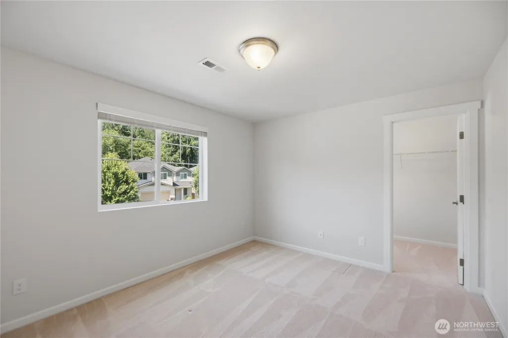 14019 63rd Avenue E Puyallup WA 98373