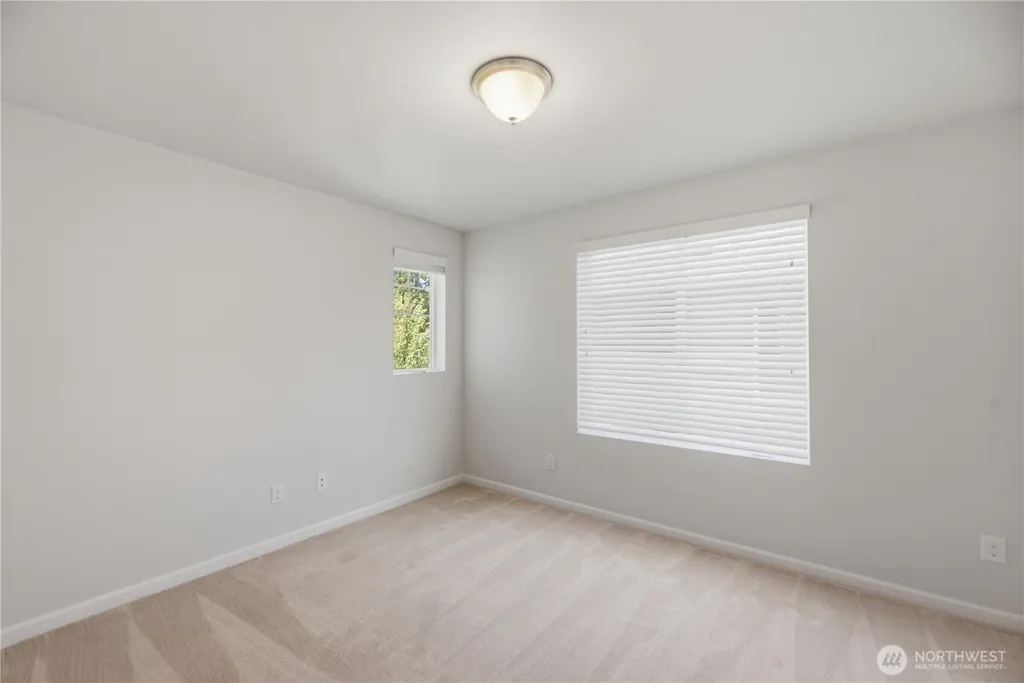 14019 63rd Avenue E Puyallup WA 98373