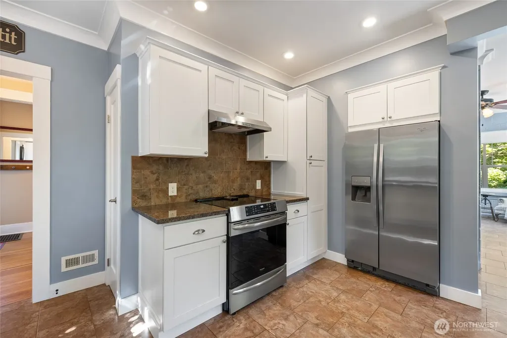 4704 N 39th Tacoma WA 98407