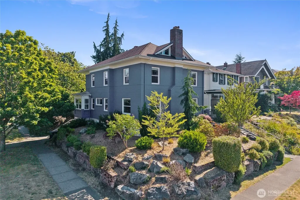 4704 N 39th Tacoma WA 98407