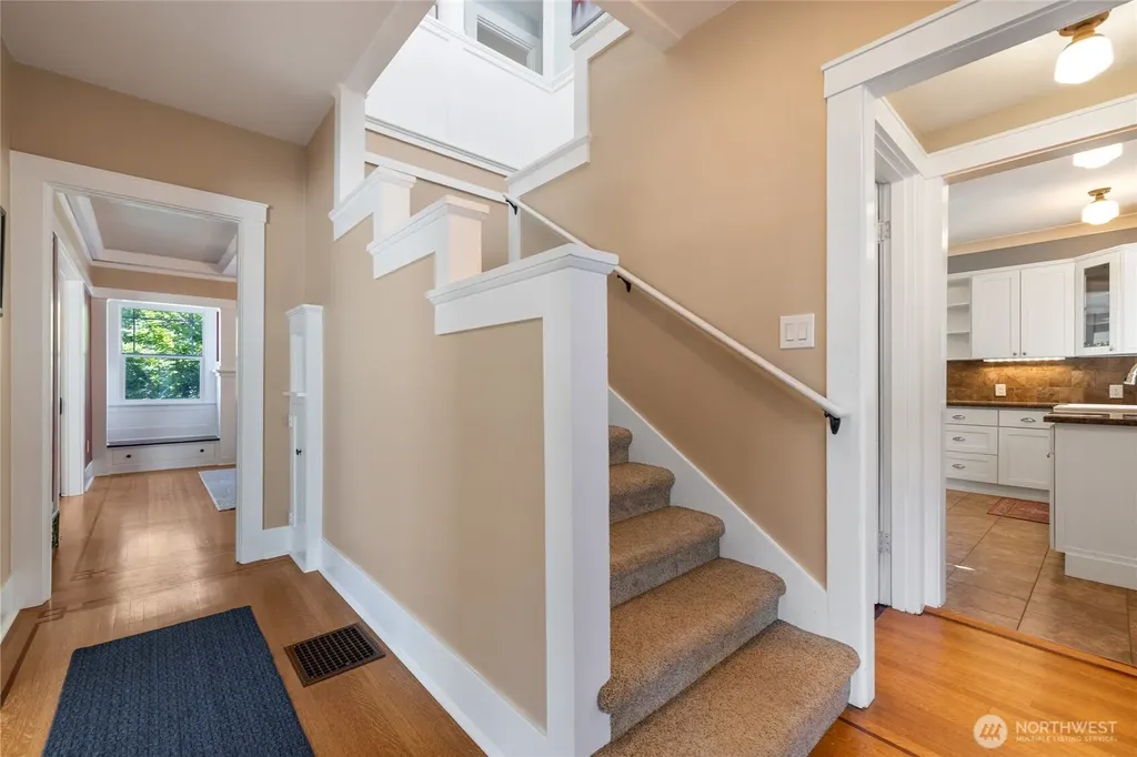 4704 N 39th Tacoma WA 98407