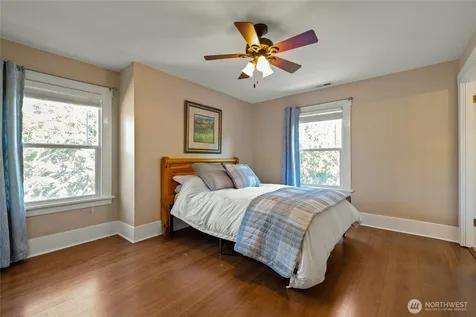 4704 N 39th Tacoma WA 98407