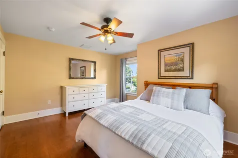 4704 N 39th Tacoma WA 98407