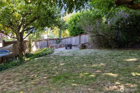 4704 N 39th Tacoma WA 98407