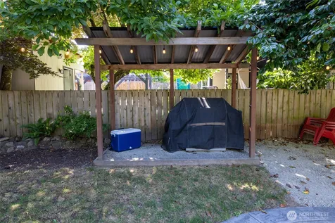 4704 N 39th Tacoma WA 98407