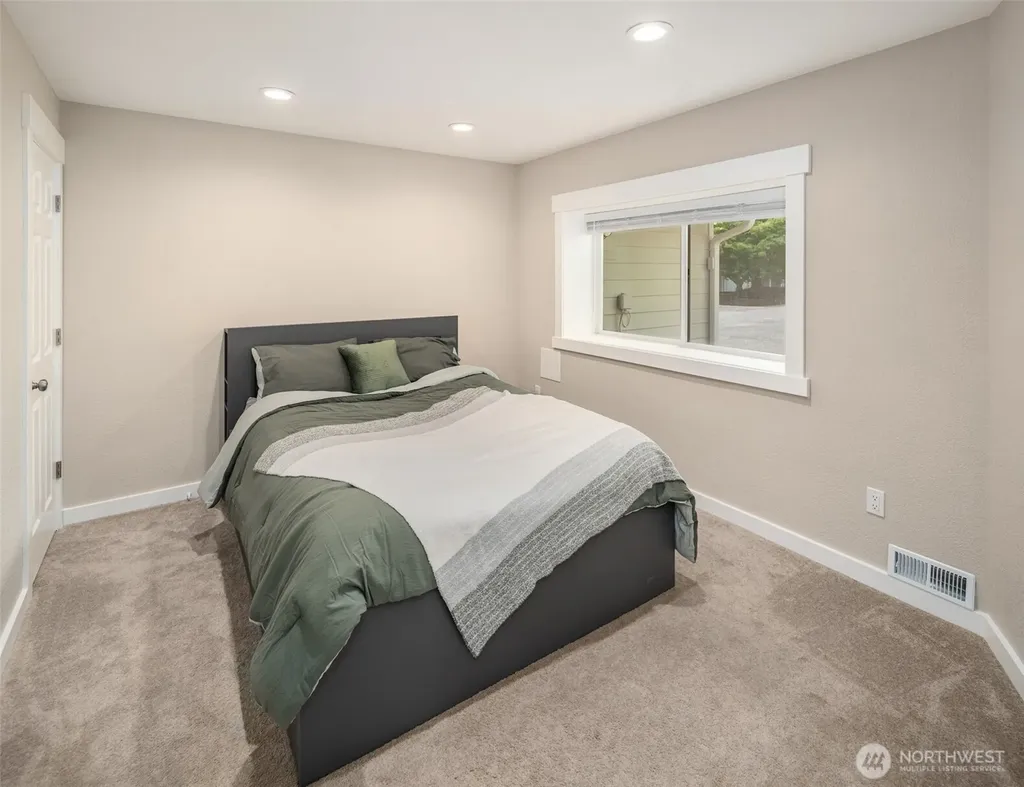 10516 36th Street Ct NW Gig Harbor WA 98335