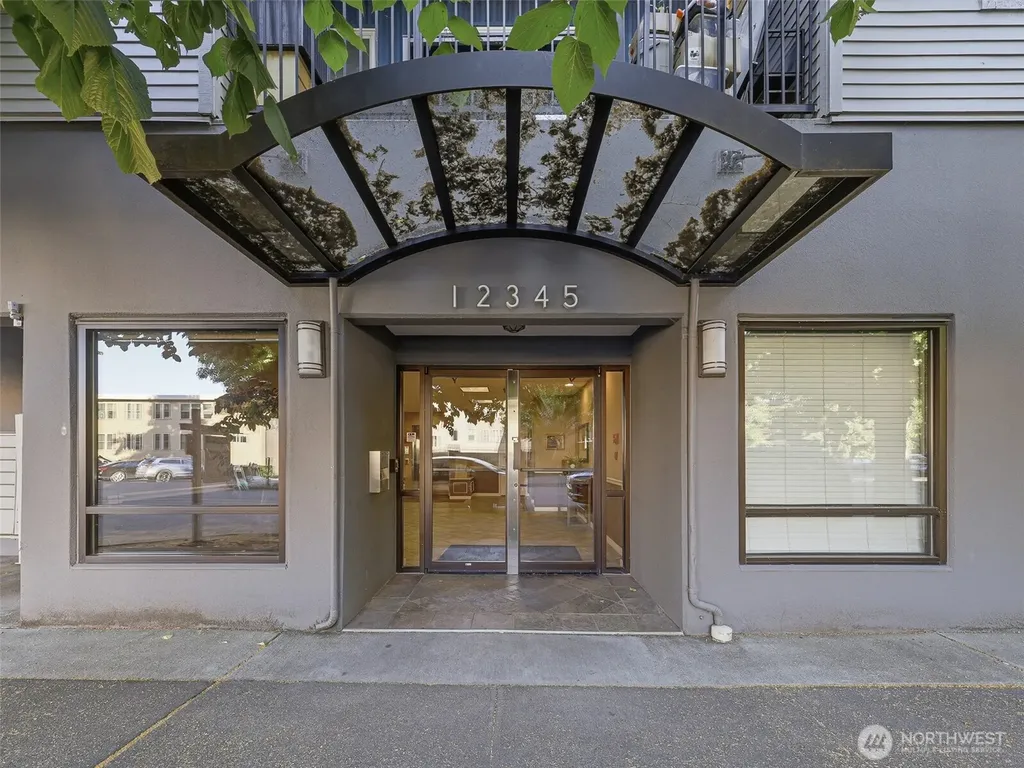 12345 Roosevelt Way NE Seattle WA 98125