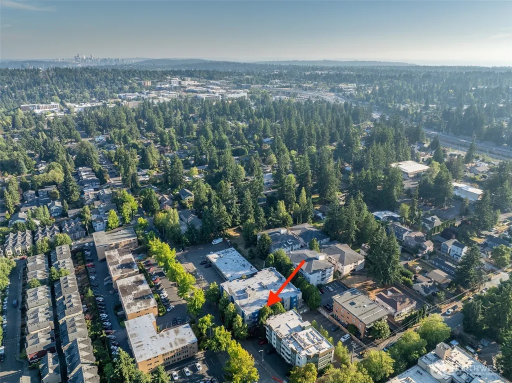 12345 Roosevelt Way NE Seattle WA 98125