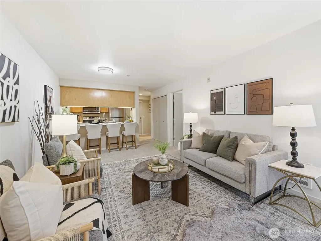 12345 Roosevelt Way NE Seattle WA 98125