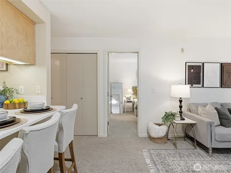 12345 Roosevelt Way NE Seattle WA 98125