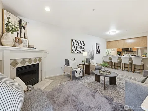 12345 Roosevelt Way NE Seattle WA 98125