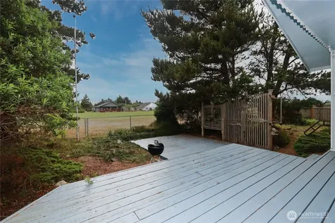 243 Octopus Avenue NE Ocean Shores WA 98569