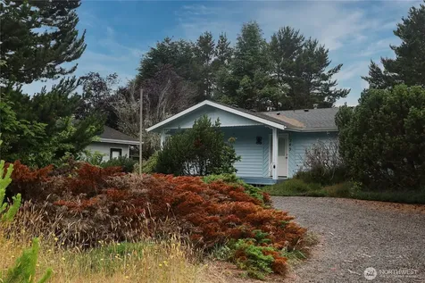243 Octopus Avenue NE Ocean Shores WA 98569