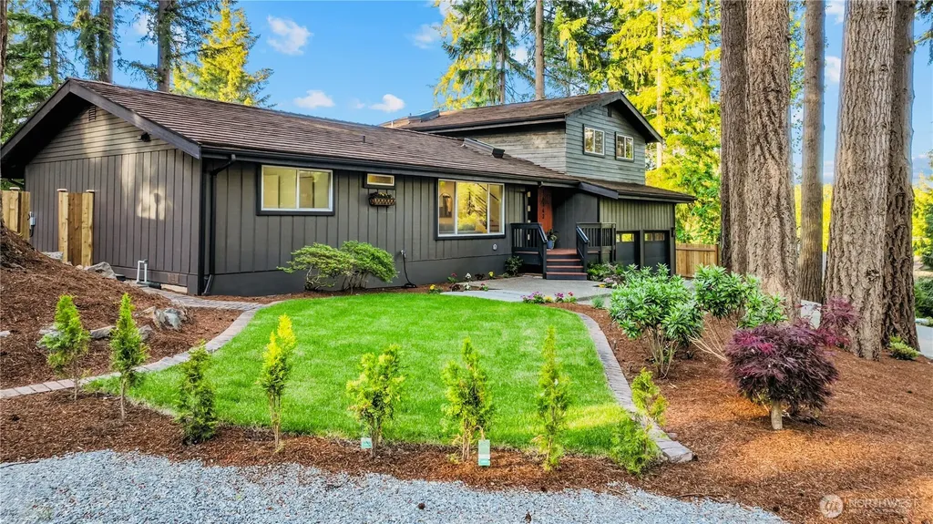 16142 SE 42 Place Bellevue WA 98006