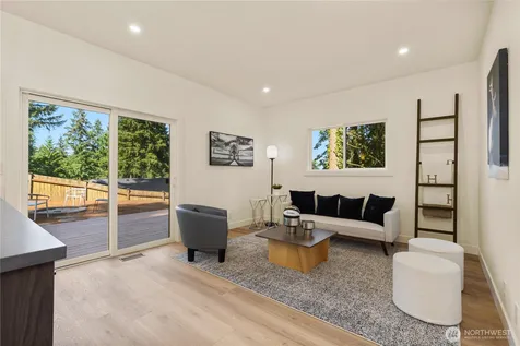 16142 SE 42 Place Bellevue WA 98006