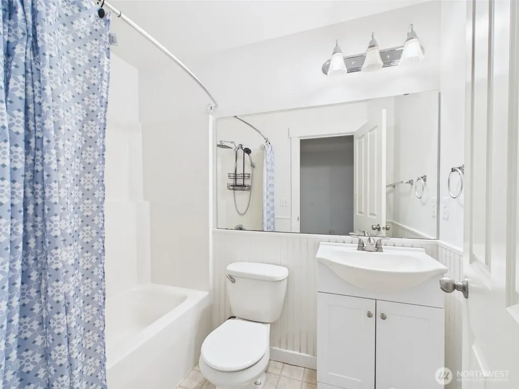 23120 SE Black Nugget Road Issaquah WA 98029
