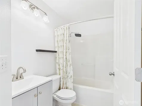 23120 SE Black Nugget Road Issaquah WA 98029