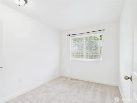 23120 SE Black Nugget Road Issaquah WA 98029