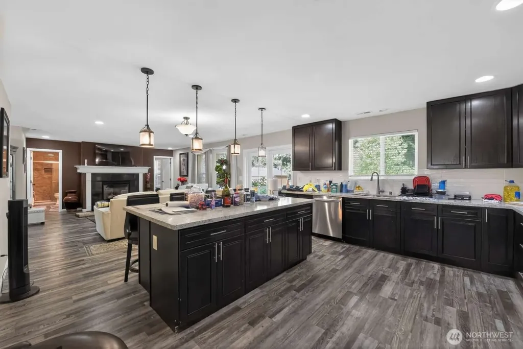 17728 93rd Avenue Puyallup WA 98375