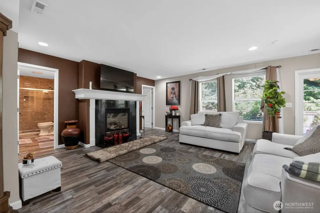 17728 93rd Avenue Puyallup WA 98375