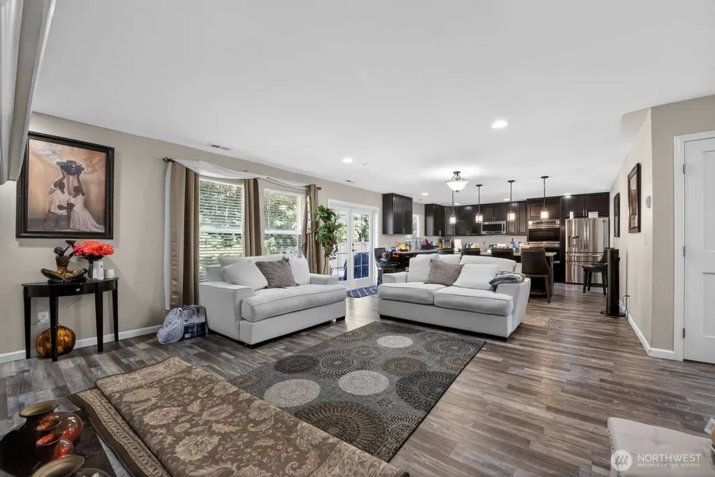 17728 93rd Avenue Puyallup WA 98375