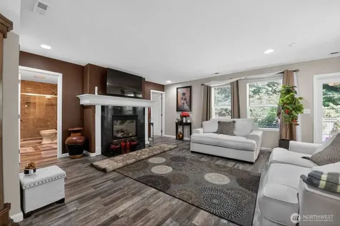 17728 93rd Avenue Puyallup WA 98375