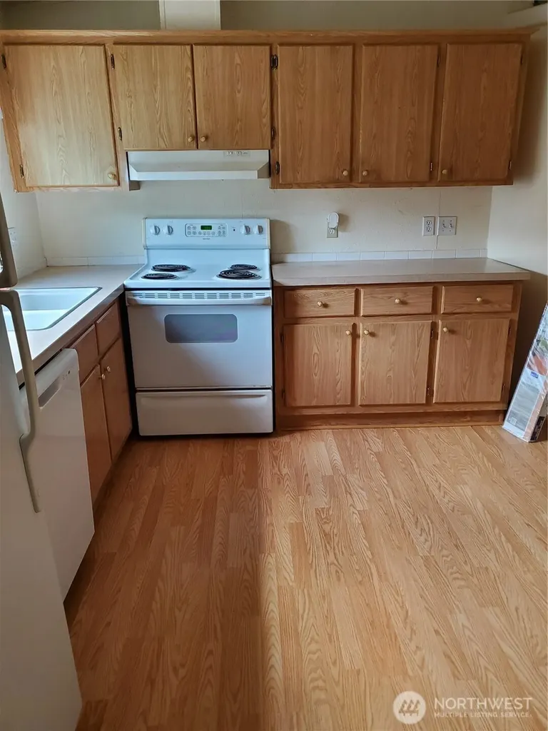 201 W Oakview Centralia WA 98531