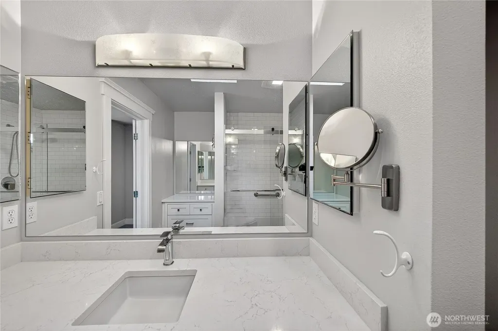 8651 Turners Bay Place Anacortes WA 98221